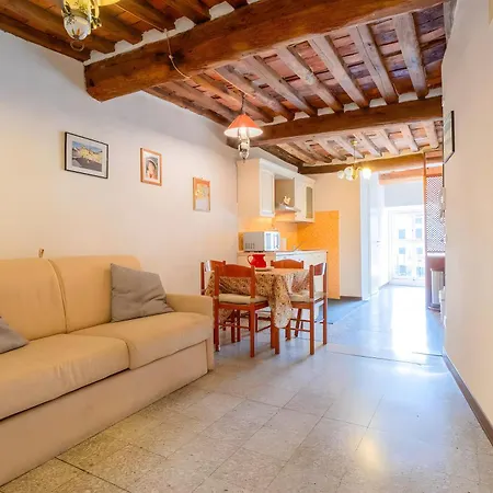 Apartment La Finestra Sull'anfiteatro
